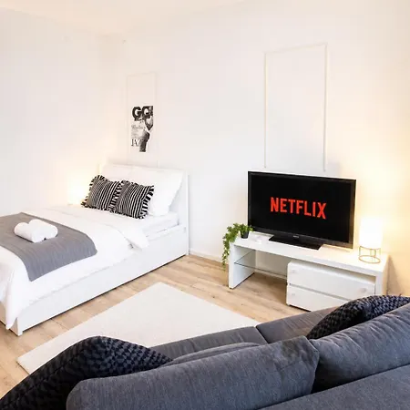 Luuma -zentrales Designer Studio- Highspeed Wlan-vollkueche-smart Tv